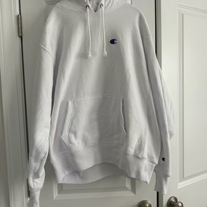 White hooded sweatshirt